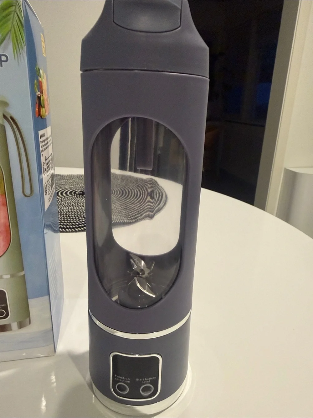 Portable Juicing Cup HS-860 450ml Gray  Color NWT